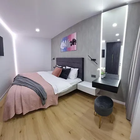 Apartment Casa Chiper - Etaj 1 Brasov